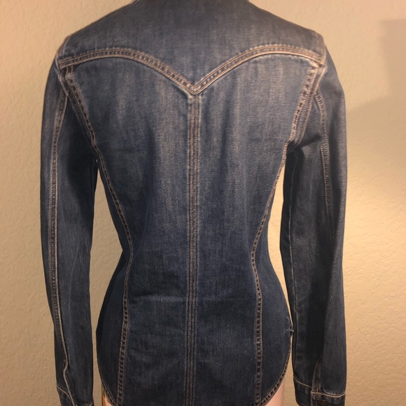 Jean jacket - Picture 2 of 3